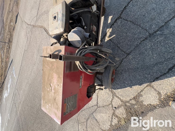 lincoln-weldanpower-225g7-welder-generator-image-14