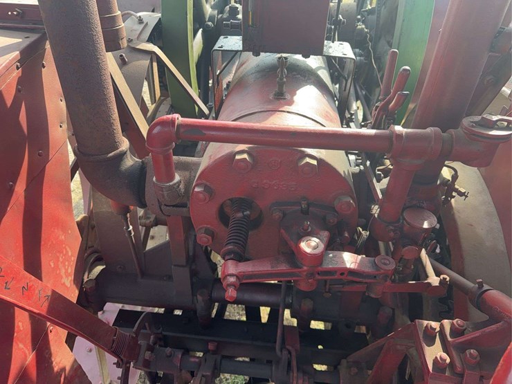 25hp-international-type-d-titan-image-30