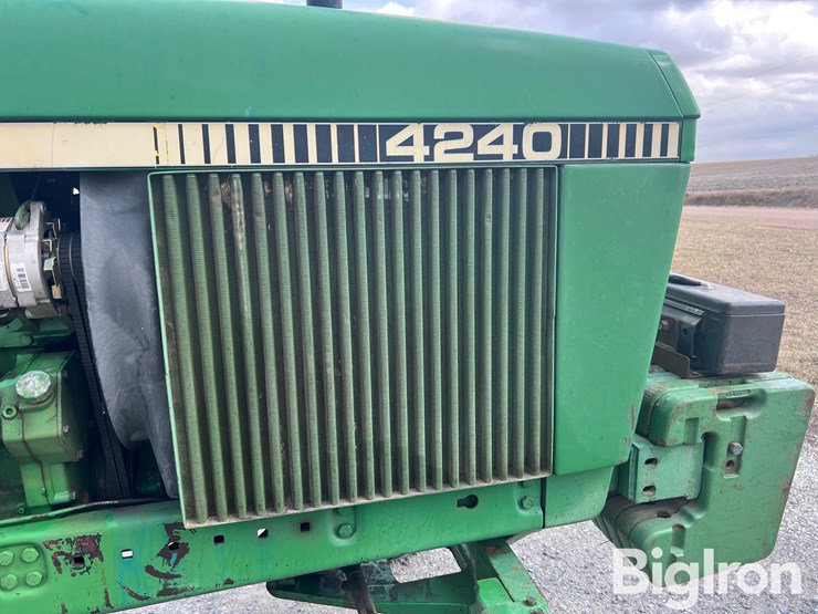 1982-john-deere-4240-image-18