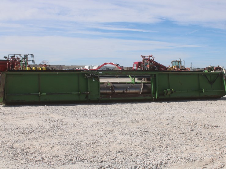 john-deere-224-image-5