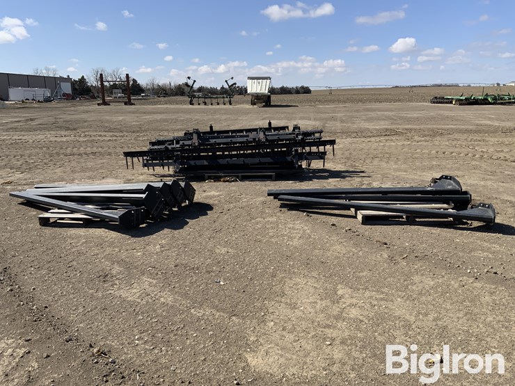 john-deere-2310-image-6