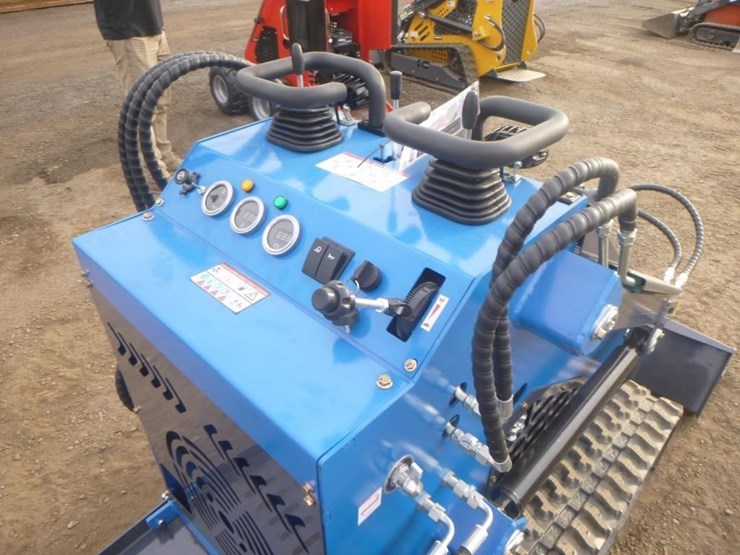 2026-zjg-zj-380-skid-steer-track-loader-image-15