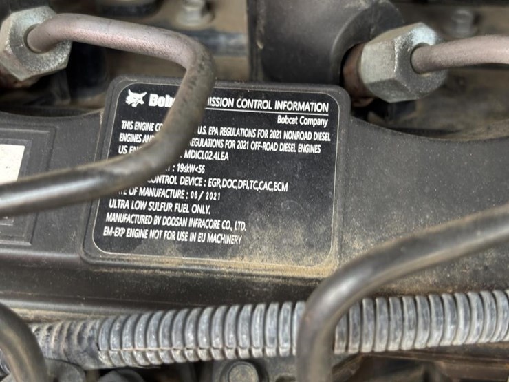 2021-bobcat-t450-image-41