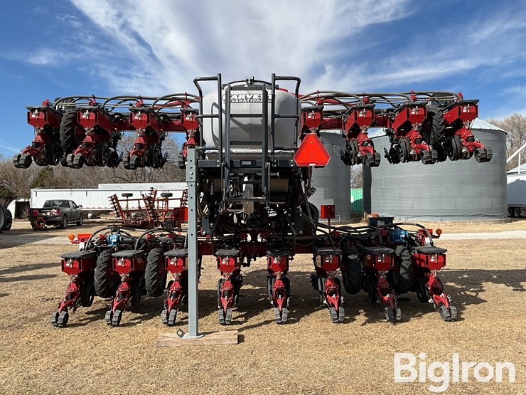 international-70-image-6