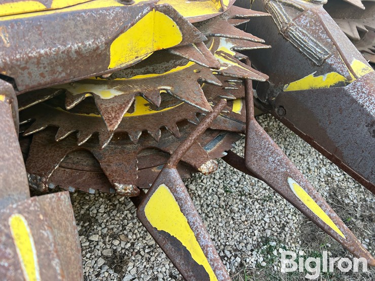 john-deere-688-image-16