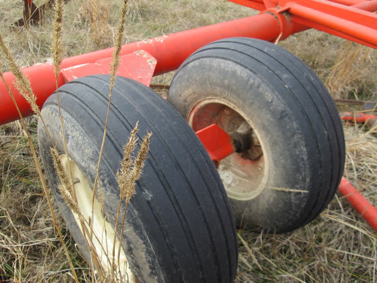 fair-oaks-18x52-image-11