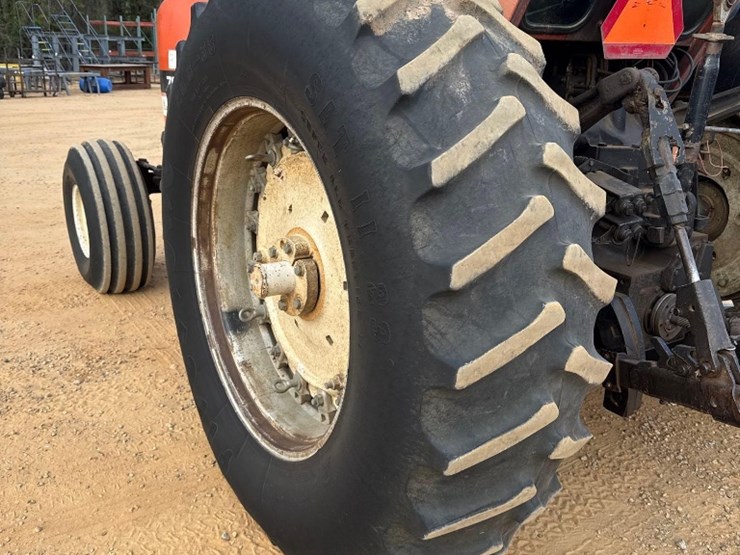 allis-chalmers-7060-image-12