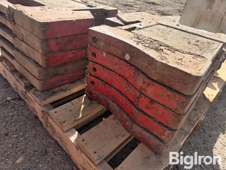 international-front-tractor-weights-image-13