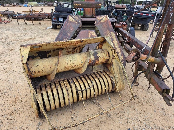 new-holland-717-image-5