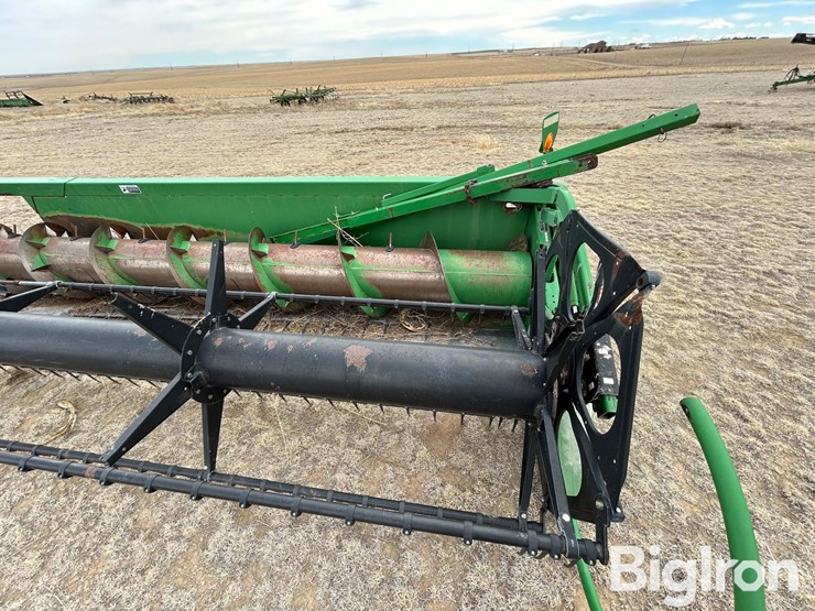 john-deere-635f-image-11