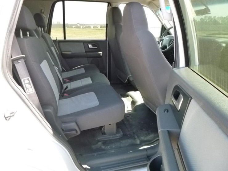 2003-ford-expedition-image-22