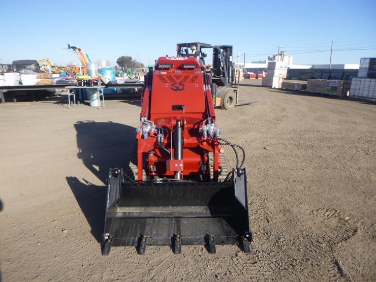 2025-stag-tl425-skid-steer-track-loader-image-6