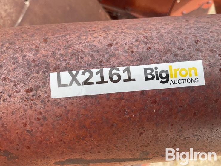 international-555-image-19