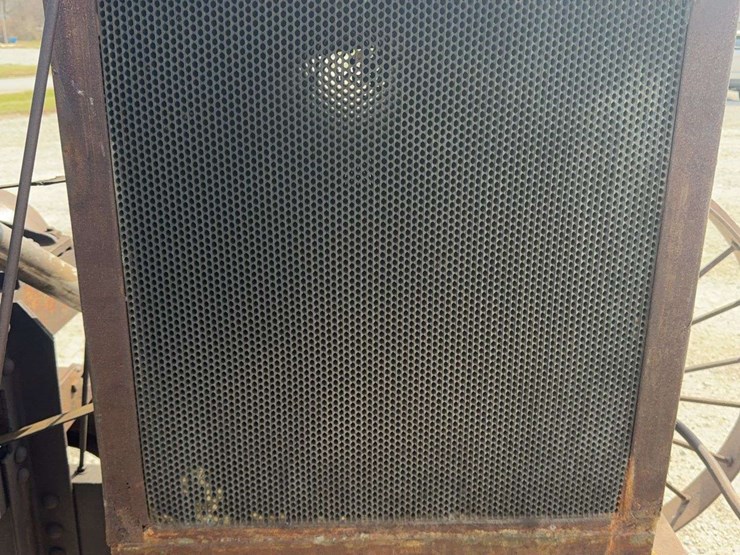 huber-light-four-image-40