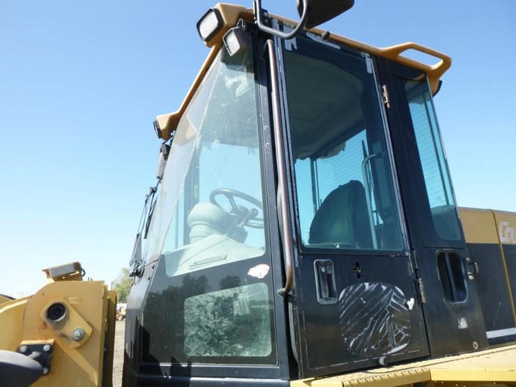 2004-caterpillar-924gz-image-7