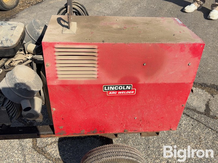 lincoln-weldanpower-225g7-welder-generator-image-16