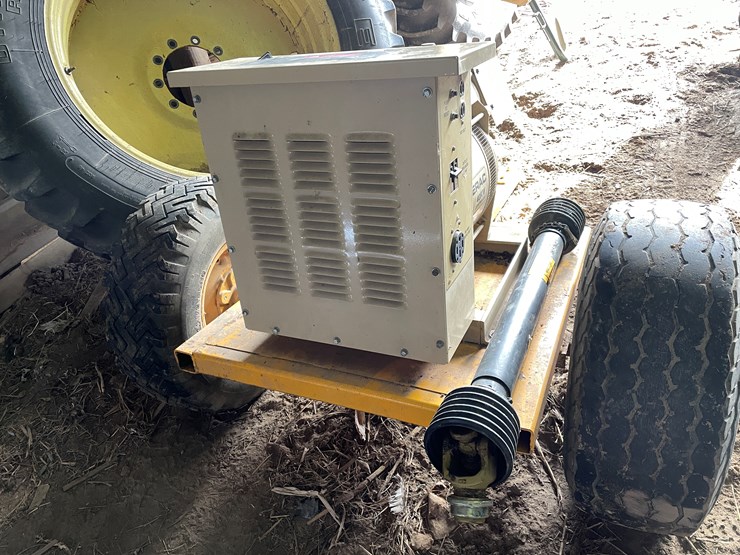 #2393-•-generac-pto-generator-image-7