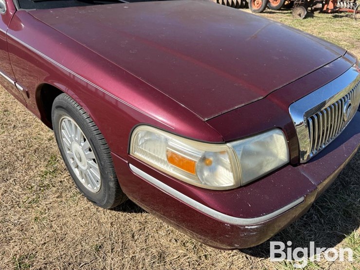 2007-mercury-grand-marquis-ls-4-door-sedan-image-13