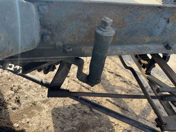 1922-20-40-rumely-oilpull-model-g-image-40