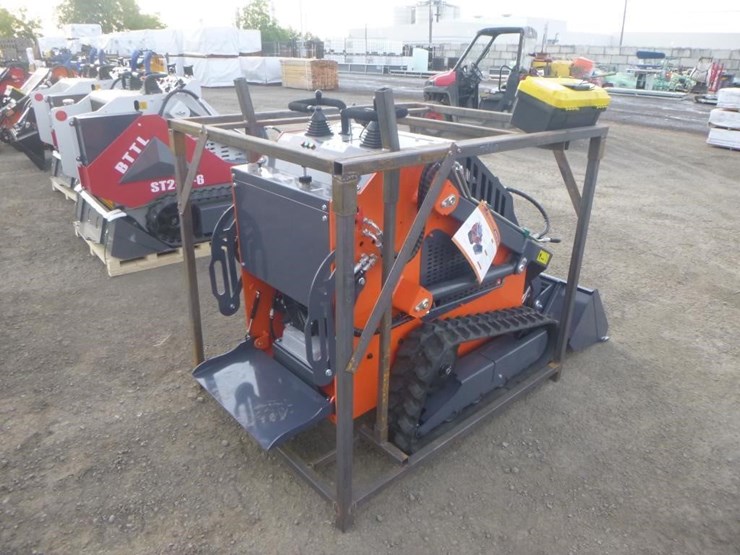 tpm-t460-skid-steer-track-loader-image-3