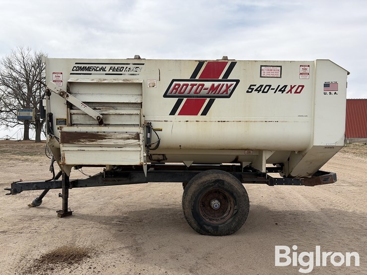 roto-mix-540-14xd-feed-wagon-image-8