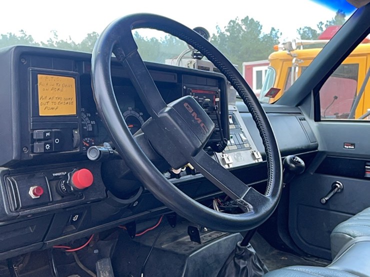 gmc-topkick-image-13