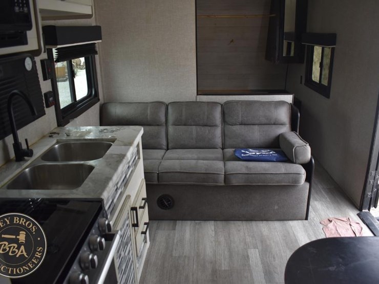 2022-jayco-jay-flight-264bh-42752-image-25