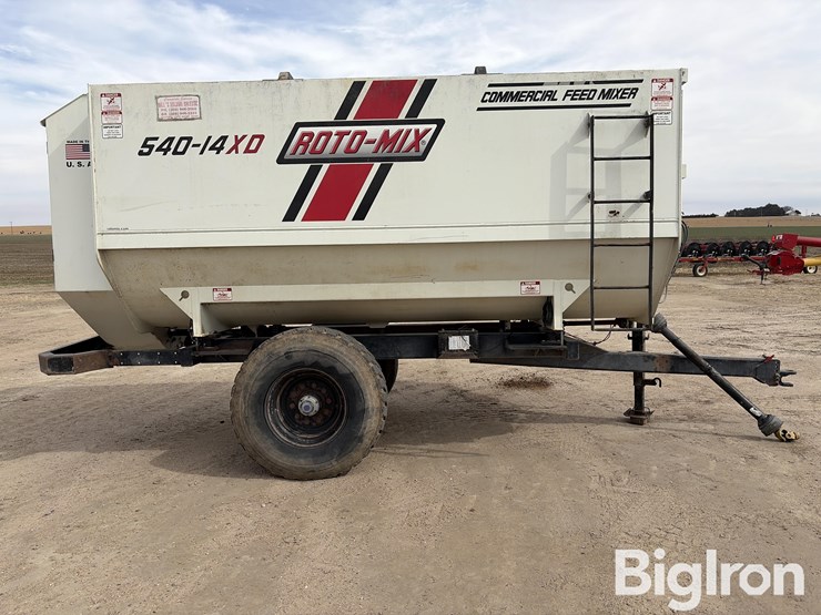 roto-mix-540-14xd-feed-wagon-image-4