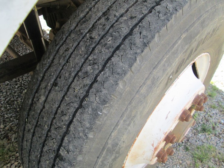 1997-kenworth-t800-image-17