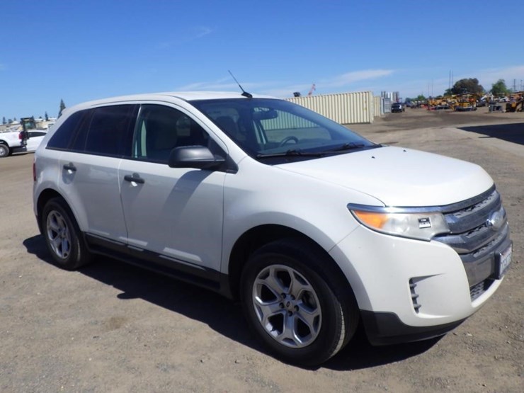 2013-ford-edge-image-2