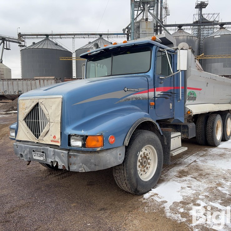 1992 INTERNATIONAL 9400