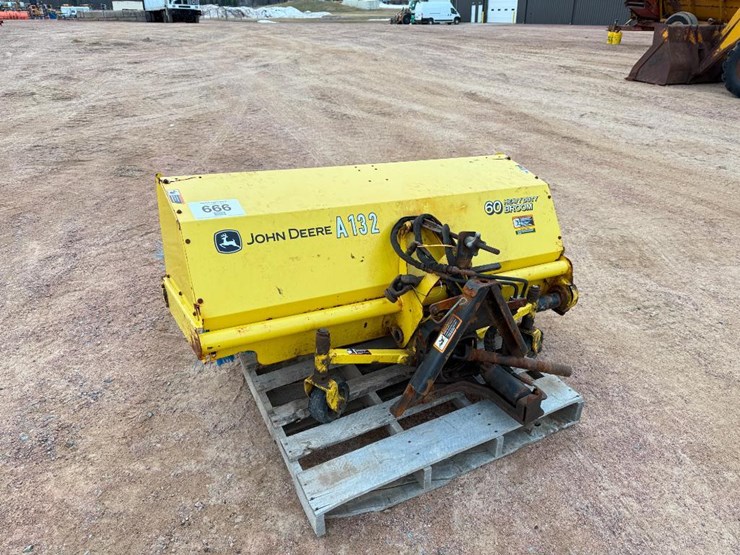 john-deere-60-image-4