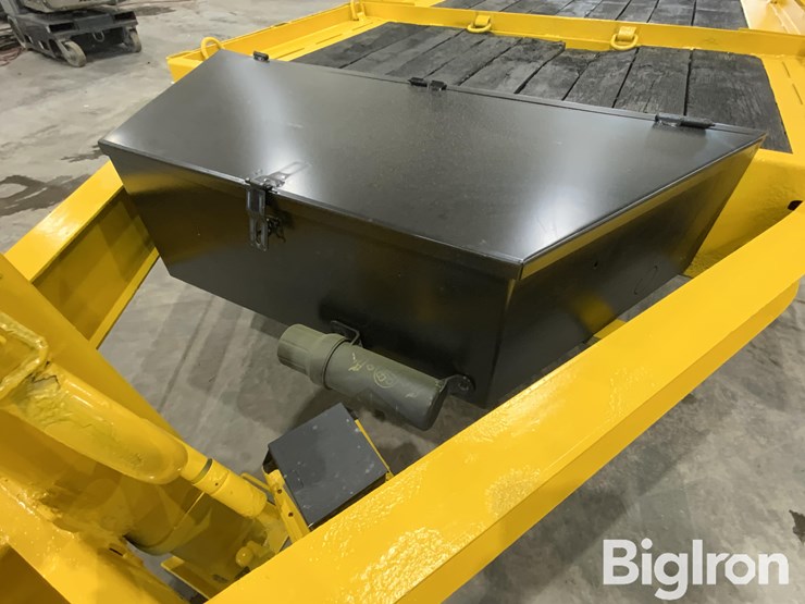 2017-massey-ferguson-730-image-14