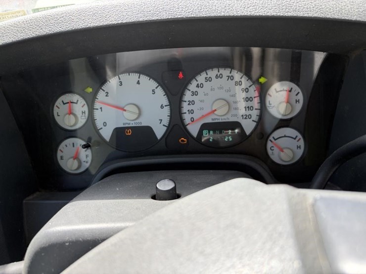 2008-dodge-ram-1500-image-16