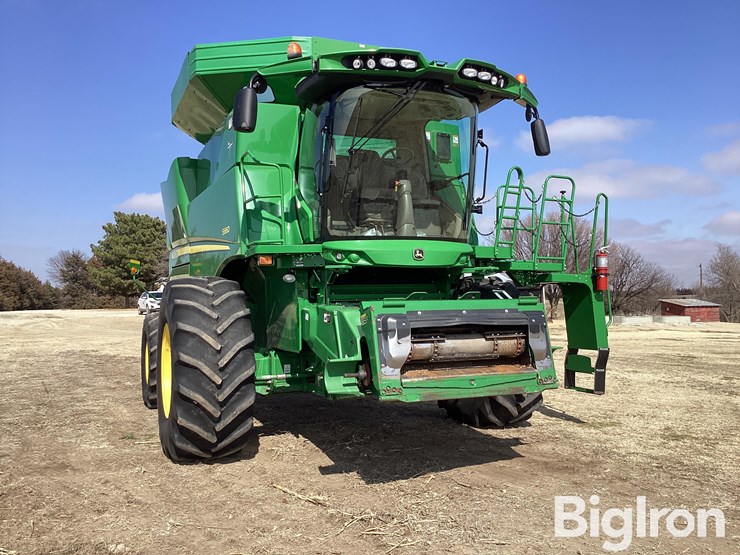 2015-john-deere-s660-image-3