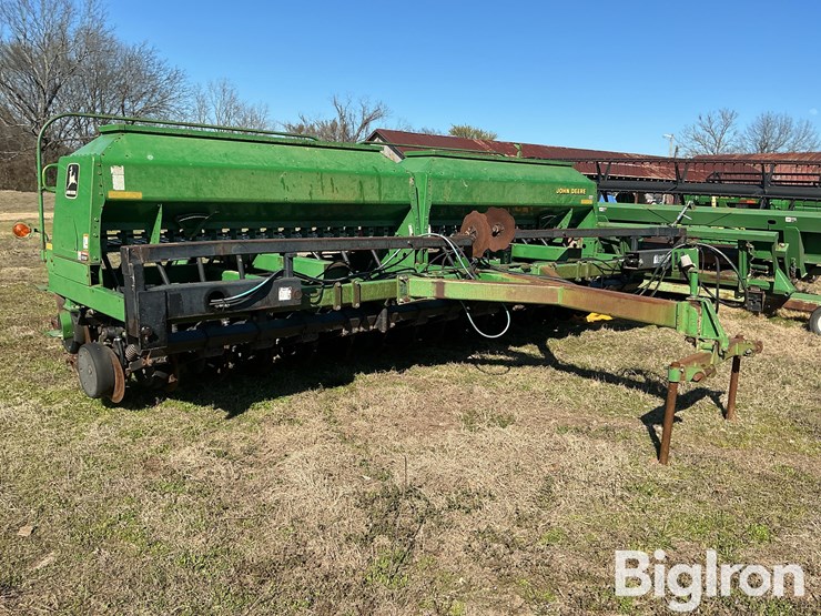 john-deere-1560-image-3