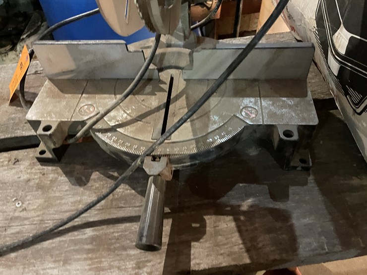 caterpillar-900-image-7