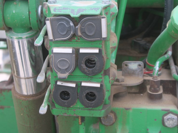 john-deere-7610-image-46