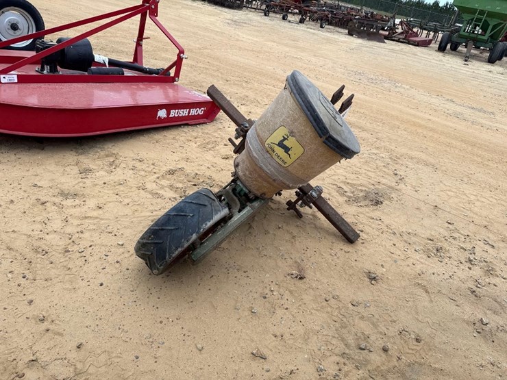 john-deere-71-image-4