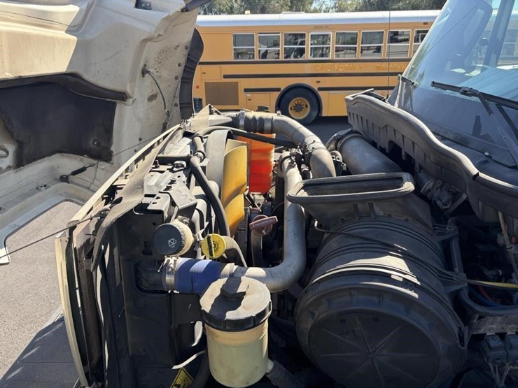 2012-international-workstar-7400-image-7