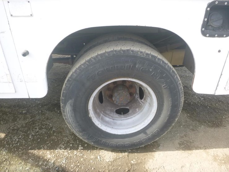 2002-ford-f350-image-16