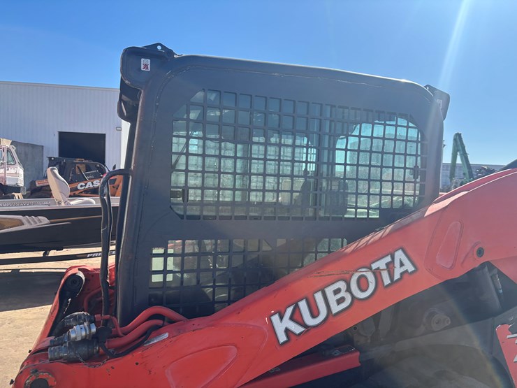 kubota-svl75-image-9