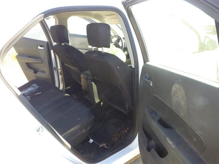 2017-chevrolet-equinox-image-8