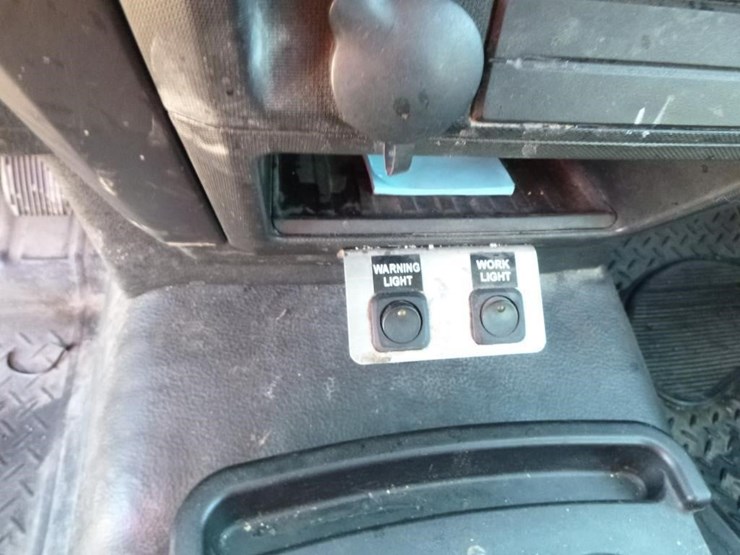 2013-ford-f150-image-15