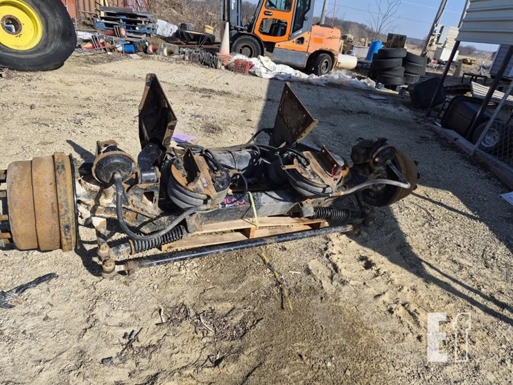 steerable-tag-axle-image-1