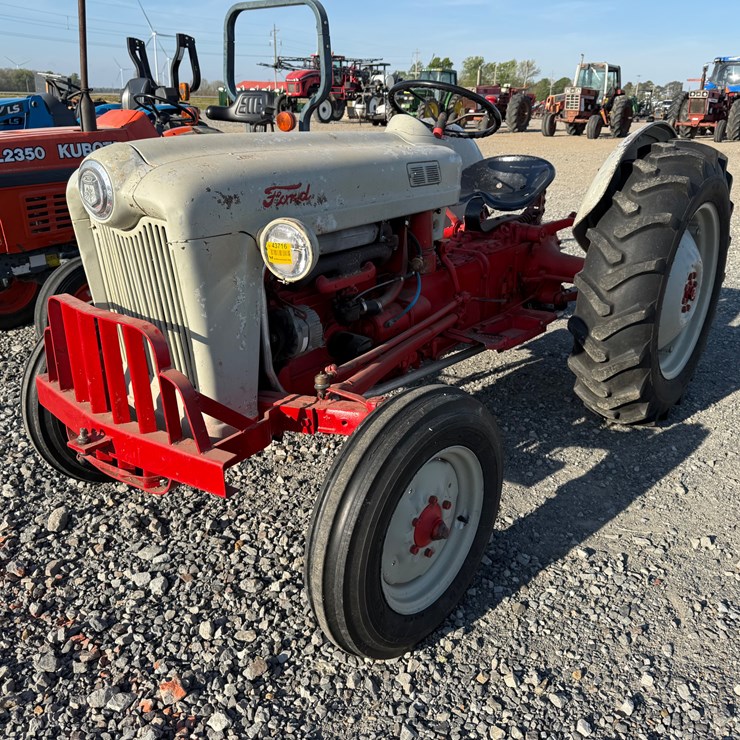 FORD TRACTOR