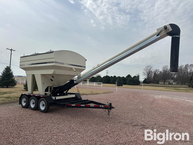 2021-meridian-375rt-image-3