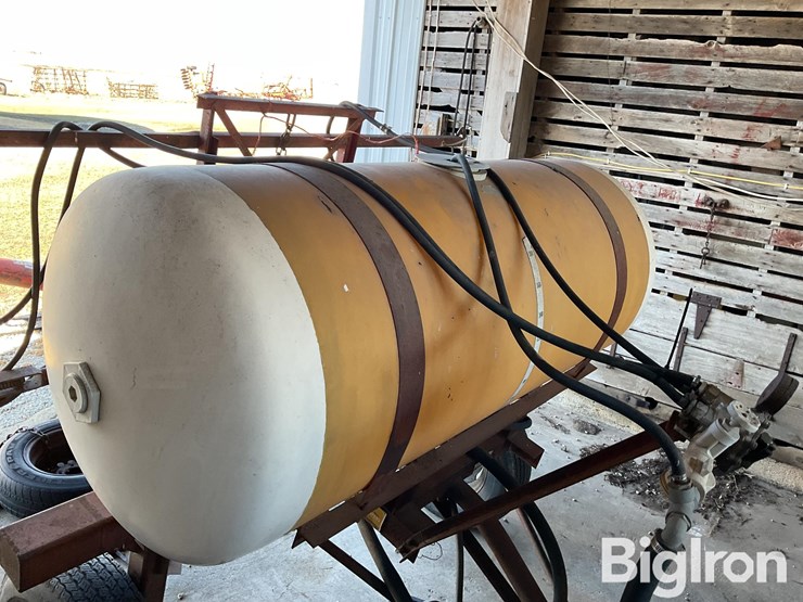 kuker-industries-10-200-pull-type-sprayer-image-4