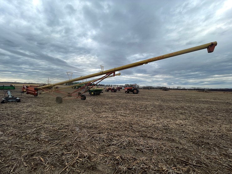 westfield-10x71-image-2