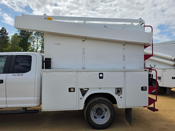 2019-ford-f550-xl-image-6